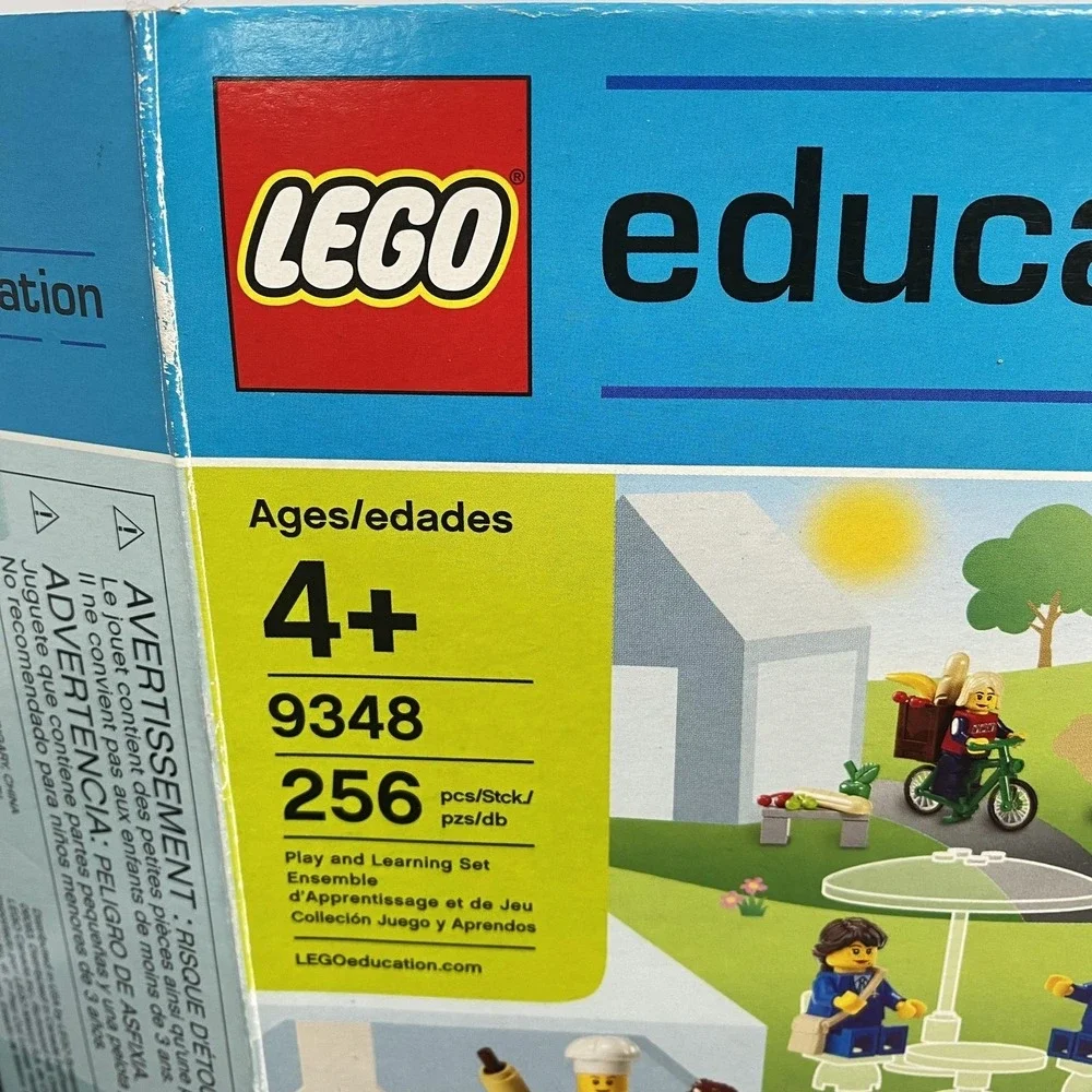 LEGO Education 9348 Play And‎ Learning Set 256 Piece Complete 4+ Kids Box